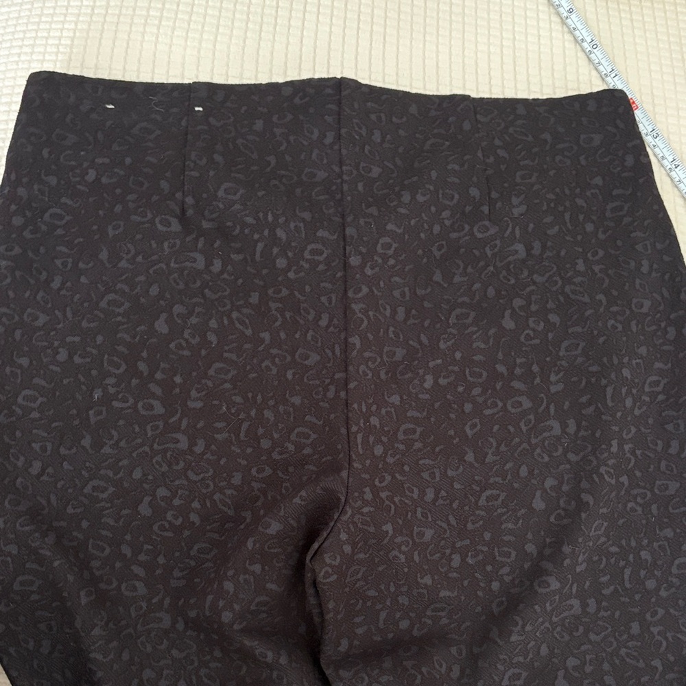 Chico's Black Textured Dress Pantssize 0.5 - Picture 6 of 9